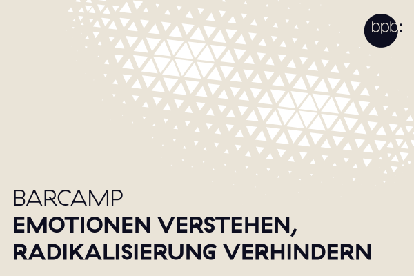 Beige Grafik mit weißem Muster und schwarzem Titel der Veranstaltung
